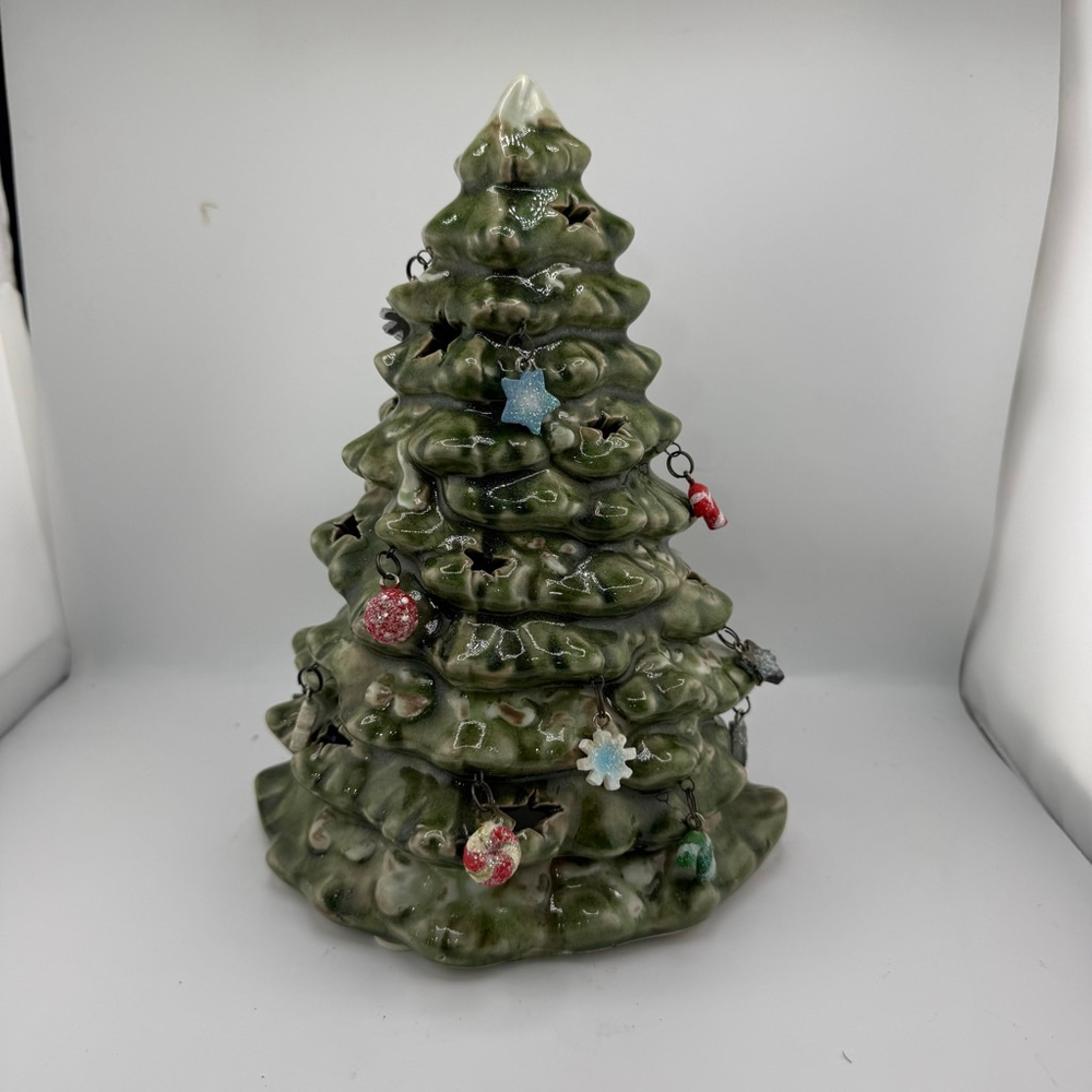 Kohl's Ceramic Glazed Christmas Tree With Ornaments Tea Light Holder